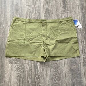 Abound - NWT! Sage Green Shorts - Size 26